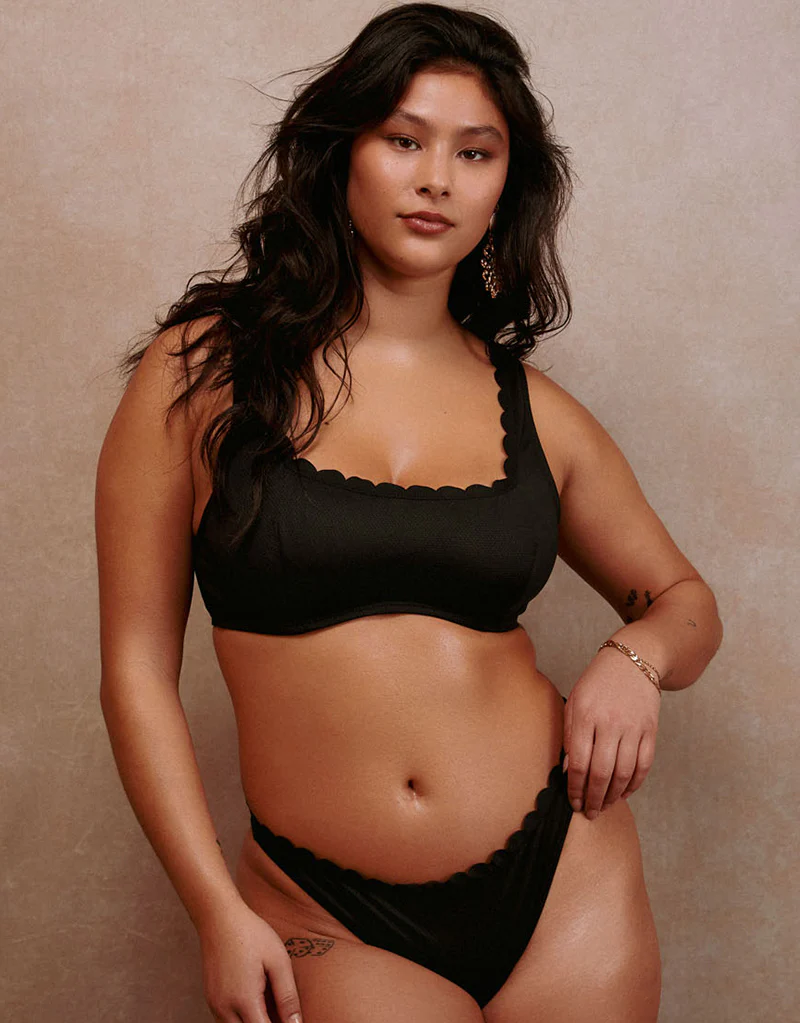 Peek & Beau Sophia Scallop Crop Bikini Top Black - Image 2